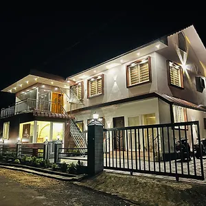 Villa Baywood, Vagamon